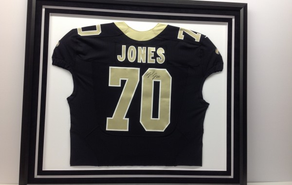 Framed Jersey with White Cut Out in Mat