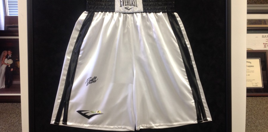 Boxing Trunks Signed By Roberto Duran
